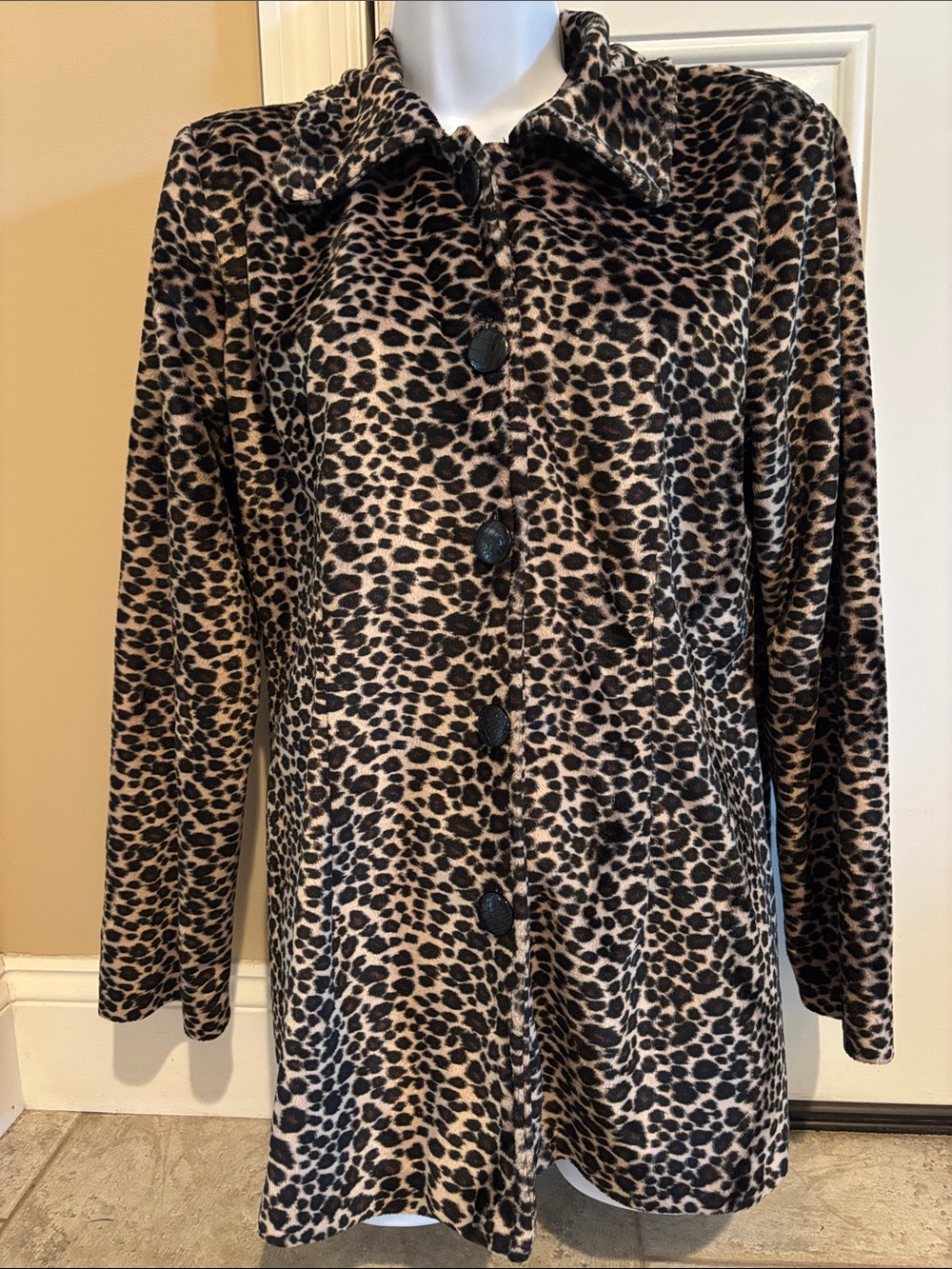 IC COLLECTION Leopard-Print Teddy Jacket in Tan & Black